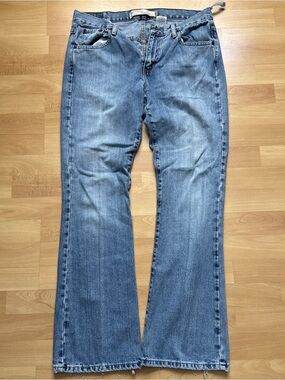 Vintage Levi’s 515 Bootcut 100% Cotton Womens Size 10M